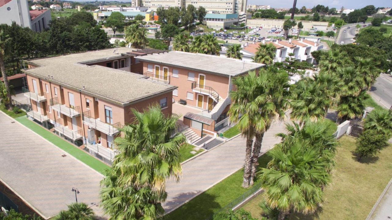 Residence Villaggio Del Sole Termoli Buitenkant foto